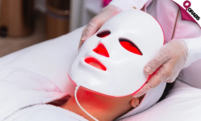 Advanced HydraFacial Treatment, Lifting Mask, & Serums at Dr. Walid Abu Halawa Clinic!